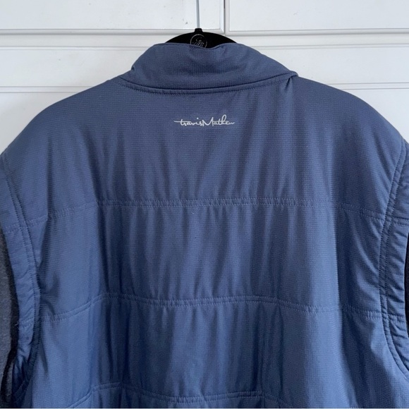 Travis Mathew Interlude Puffer Golf Vest / Jacket Sz 2XL Navy Blue - Picture 12 of 14